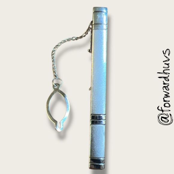 Vintage Silver-Tone Tie Clip – Polished Finish Classic Styling - Picture 5 of 9